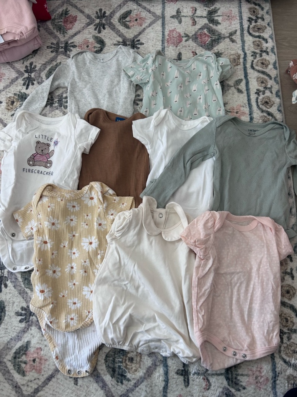 Baby Girls Mixed Bodysuit Bundle - Pastel & Neutral Colors - Picture 4 of 6